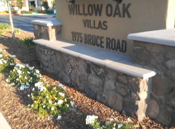Willow Oak Villas Apartments - Chico, CA