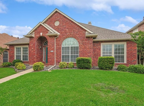 4604 Ridgepointe Dr - The Colony, TX
