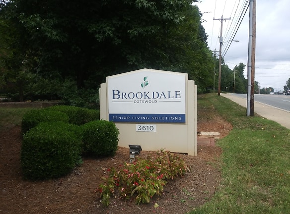 Brookdale Cotswold Apartments - Charlotte, NC