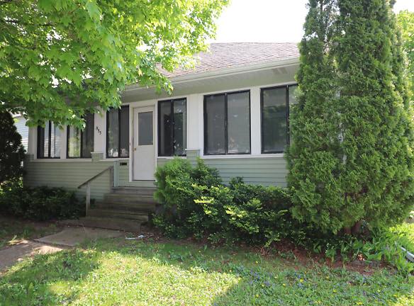 855 Langlade Ave - Green Bay, WI