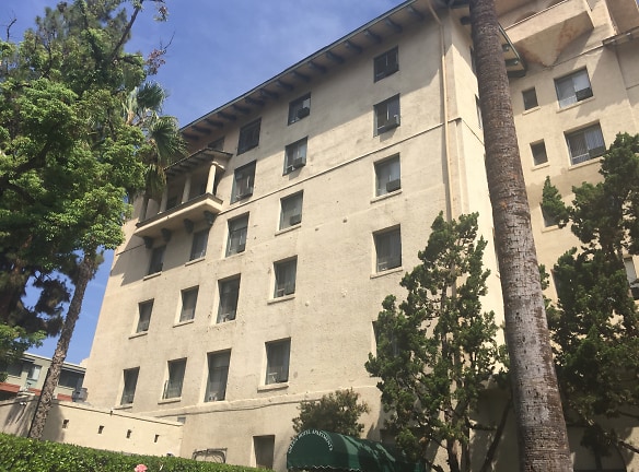 Green Hotel Apartments - Pasadena, CA