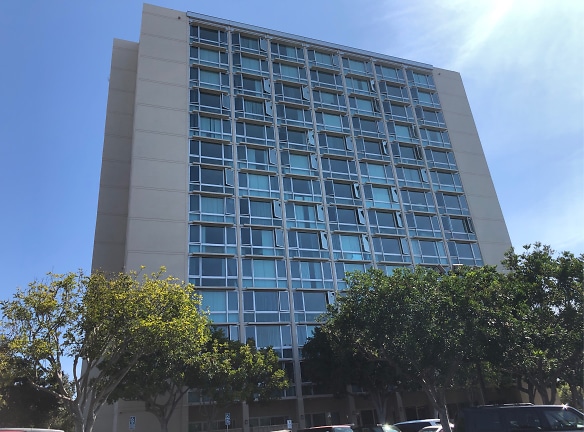 Sorrento Tower Apartments - San Diego, CA