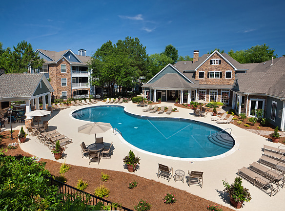 Bexley Crossing At Providence Luxury Apartments - Charlotte, NC