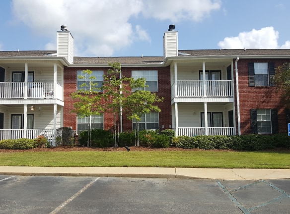 Reserve At Woodchase Apartment Homes - Clinton, MS