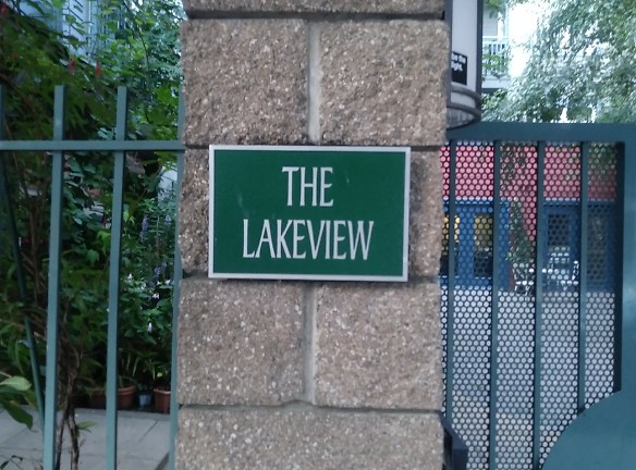 Lakeview Apartments - Seattle, WA