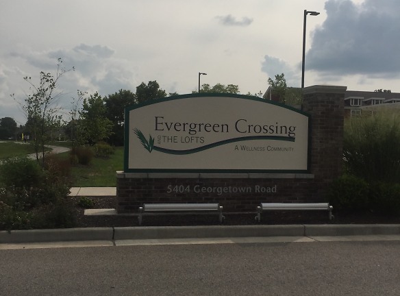 Evergreen Crossing And The Lofts Apartments - Indianapolis, IN