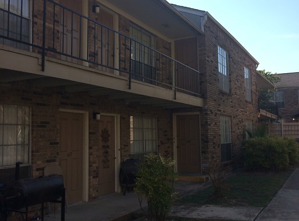 Terrace House Apartments - San Antonio, TX