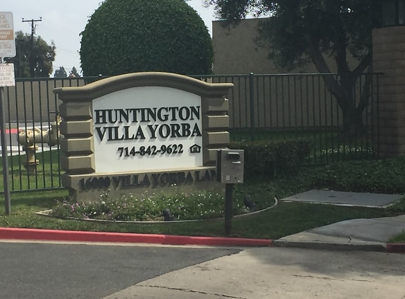 Huntington Villa Yorba Apartments - Huntington Beach, CA
