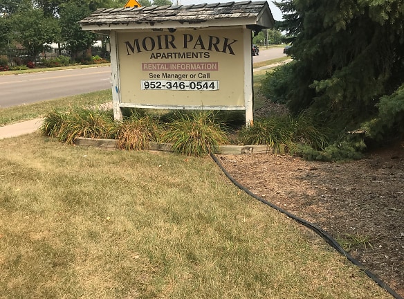 Moir Park Apartments - Bloomington, MN