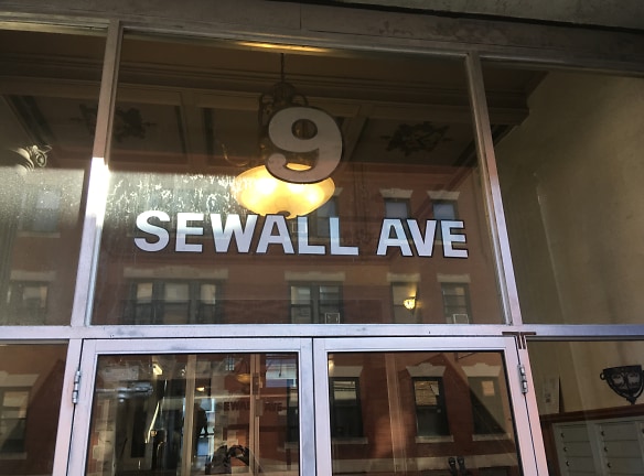 9 Seawall Avenue Apartments - Brookline, MA
