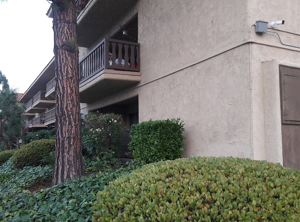 Woodcrest Apartments - Torrance, CA