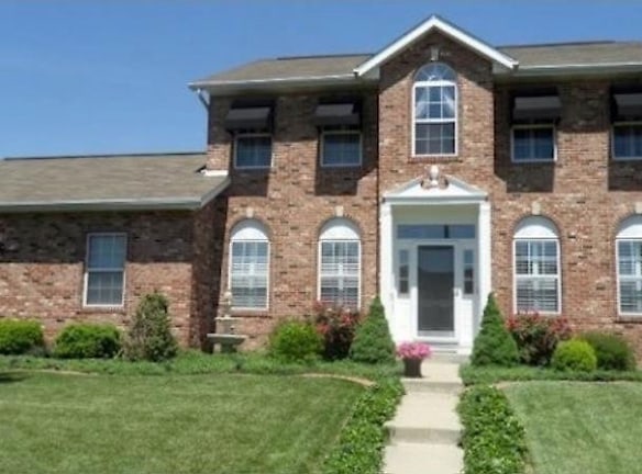 955 Clemson Ave - Fairview Heights, IL