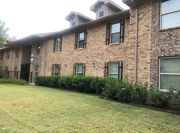 Oak Glen Apartments - Dallas, TX