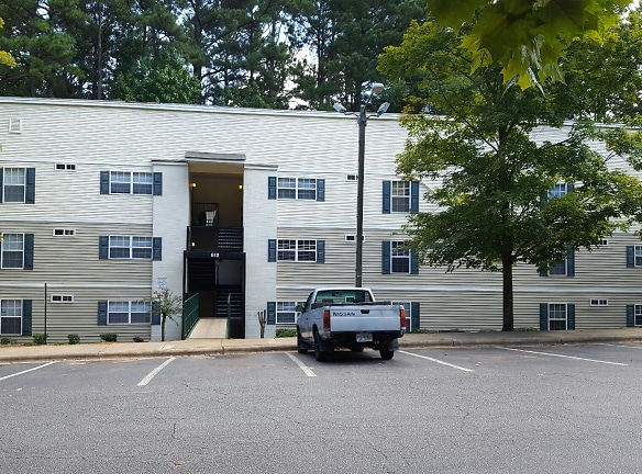 Crystal Cove Apartments - Raleigh, NC