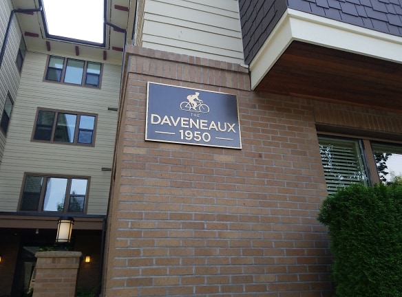The Daveneaux Apartments - Portland, OR