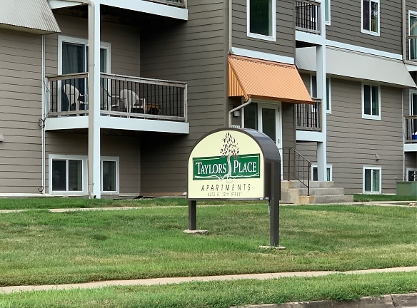 Taylors Place Apartments - Sioux Falls, SD
