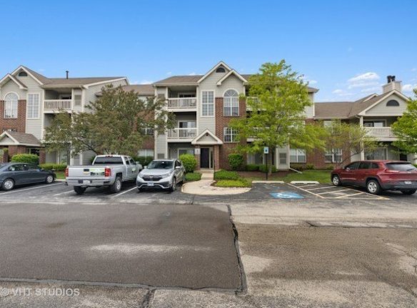 51 Kensington Cir #307 - Wheaton, IL