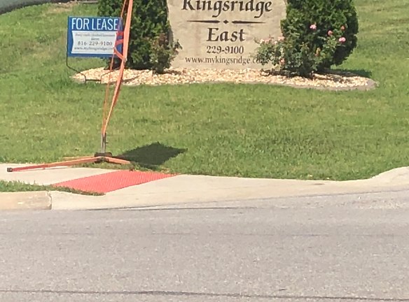 Kingsridge East Apartments - Blue Springs, MO