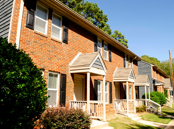 Forest Edge Townhomes - Raleigh, NC
