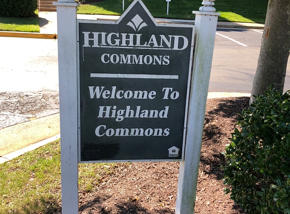 Highland Commons Apartments - Warrenton, VA