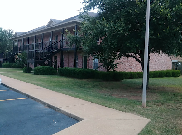 Chateau Apartments Bossier