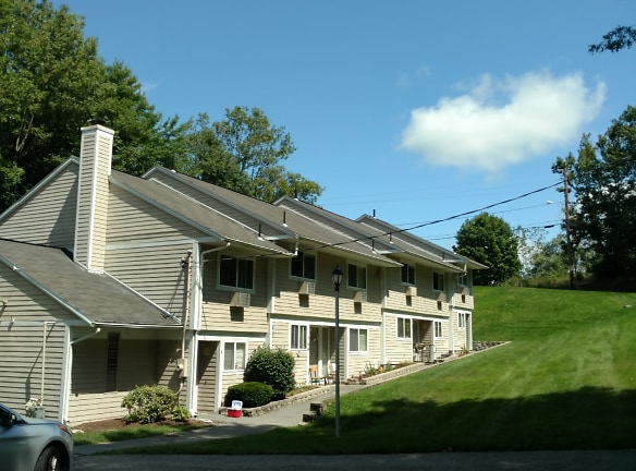 Rock Ridge Homes Apartments - Woonsocket, RI