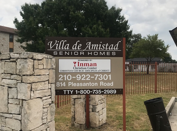 Villa De Amistad Apartments - San Antonio, TX