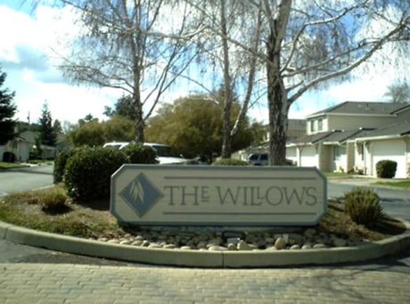The Willows Townhomes - Oakdale, CA