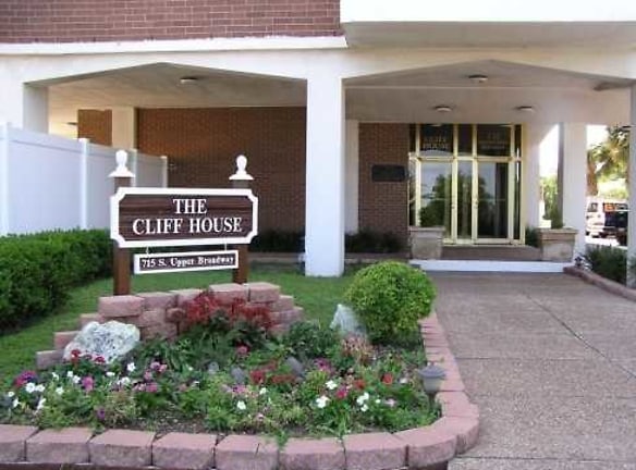 Cliff House - Corpus Christi, TX