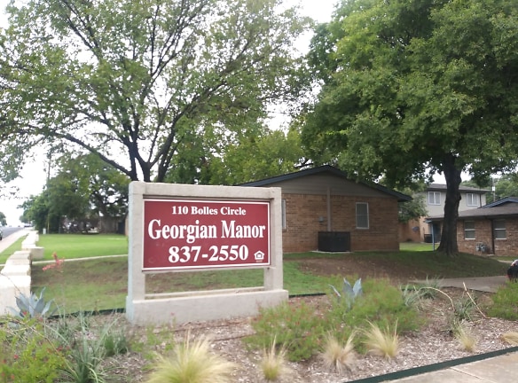 Georgian Manor Apartments - Austin, TX