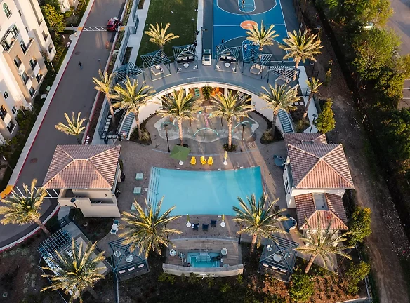 Casa Mira View Apartments - San Diego, CA