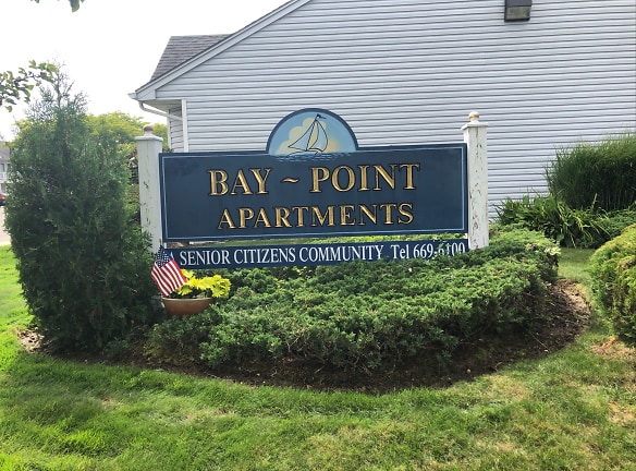 Baypoint Apts Apartments - West Babylon, NY