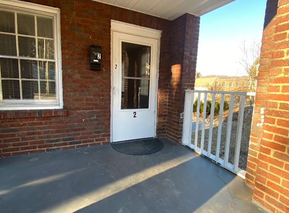 111 Ramsey St unit 2 - Bluefield, WV