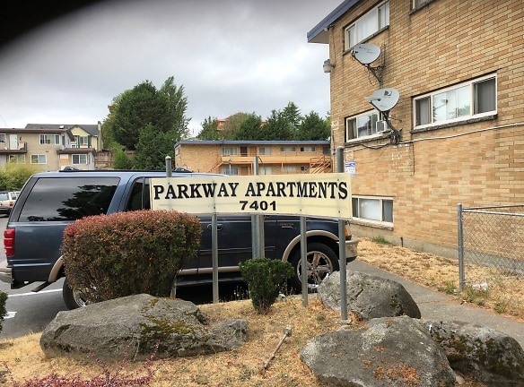 Parkway Apartments - Seattle, WA