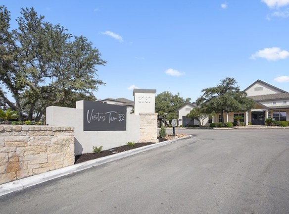 Vistas Two 52 Apartments - San Antonio, TX