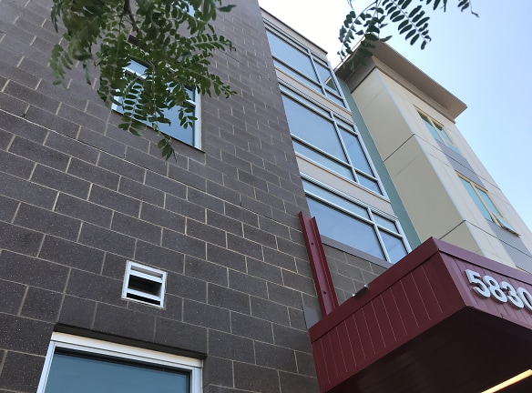 40 West Residences Apartments - Lakewood, CO