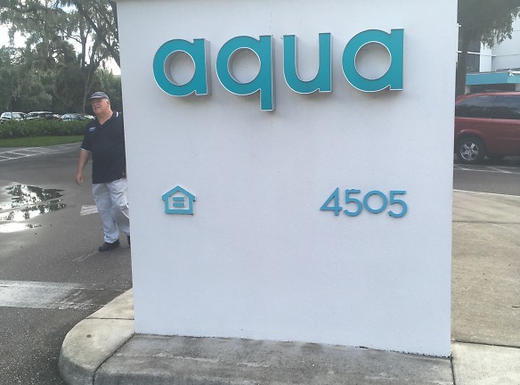 Aqua Apartments - Tampa, FL