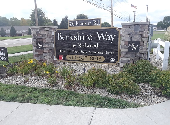 Berkshire Way Apartments - Lebanon, OH
