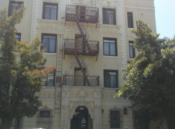 Afton Place Senior Apts Apartments - Los Angeles, CA