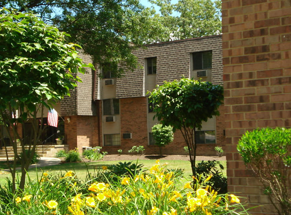 Peppertree Apartments - Niles, OH