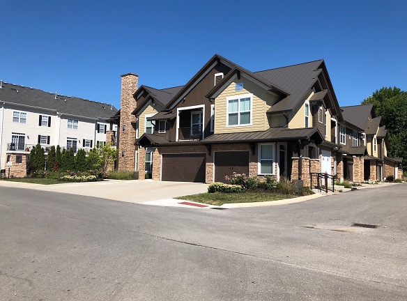 The Preserve At Willow Springs Apartments - Indianapolis, IN
