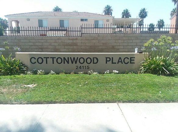 Cottonwood Place Apartments - Moreno Valley, CA