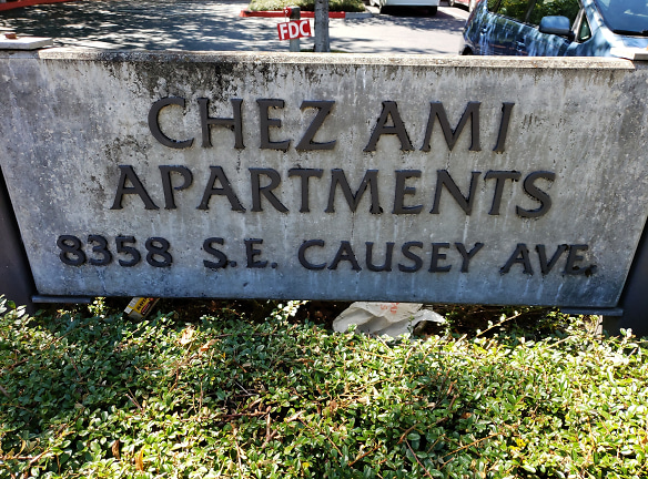 Chez Ami Apartments - Happy Valley, OR
