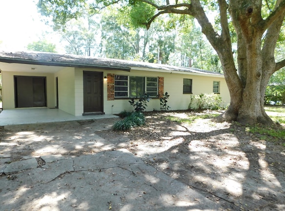 1901 NW 38th Terrace - Gainesville, FL