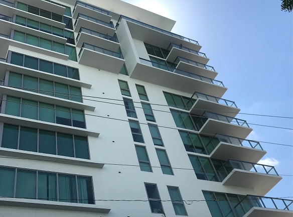 Ambassador Apts Elevator Apartments - Miami, FL