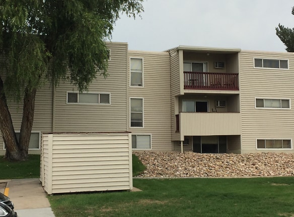 Willows Apartments - Greeley, CO
