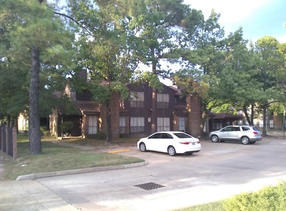 Inwood Village Apartments - Houston, TX