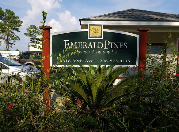 Emerald Pines Apartments - Gulfport, MS