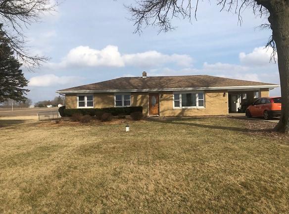 9937 N 1250 East Rd - Shirley, IL