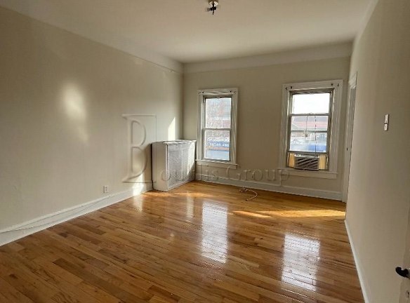 30-64 41st St unit 3 - Queens, NY